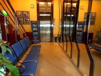 Wain Fast Chain Hotel Canton Esterno foto